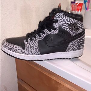 Jordan 1 black elephant